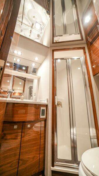 2023 Viking 73 Convertible "Free Spool" - Head