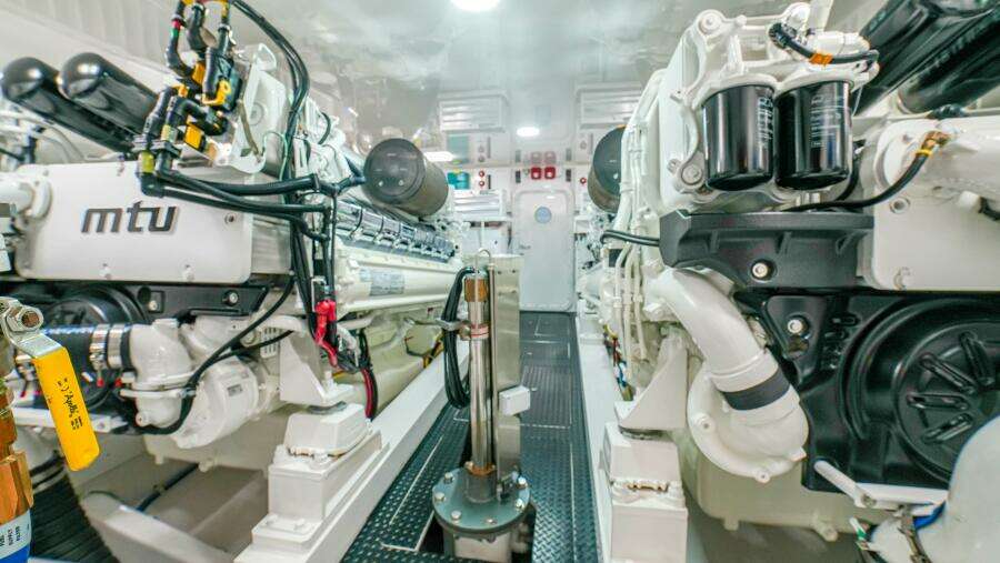 2023 Viking 73 Convertible "Free Spool" - Engine room