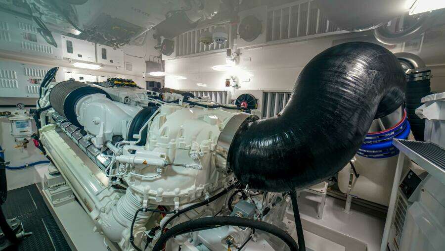 2023 Viking 73 Convertible "Free Spool" - Engine room