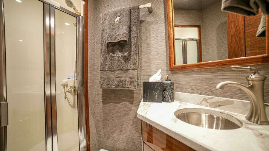 2023 Viking 73 Convertible "Free Spool"- Head