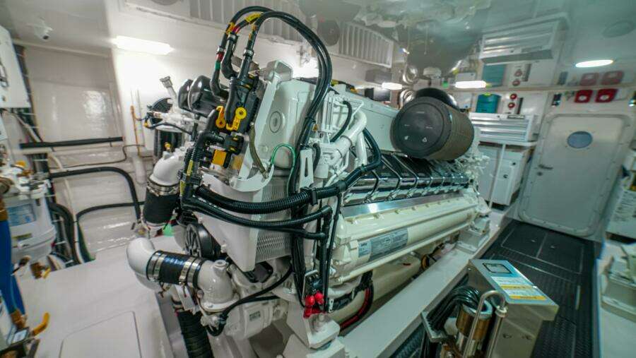 2023 Viking 73 Convertible "Free Spool" - Engine room