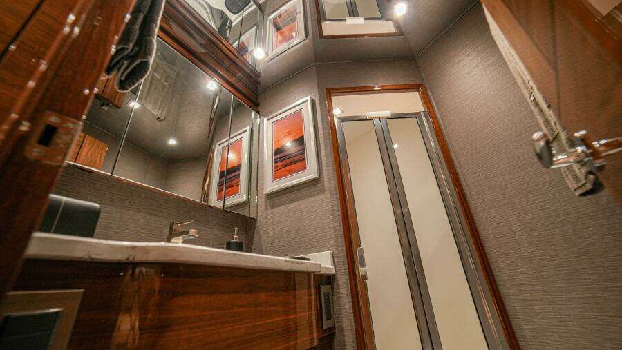 2023 Viking 73 Convertible "Free Spool" - Head