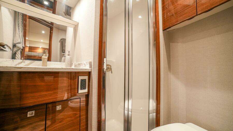 2023 Viking 73 Convertible "Free Spool" - Head