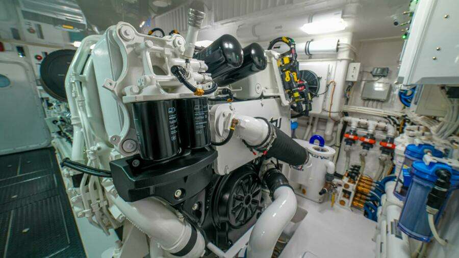2023 Viking 73 Convertible "Free Spool" - Engine room