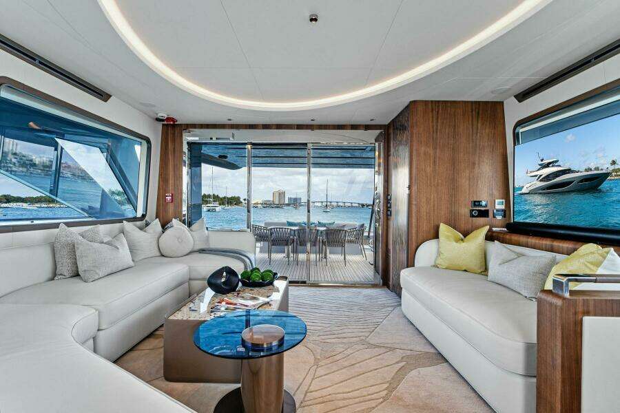 2026 Aquitalia Yachts Flybridge