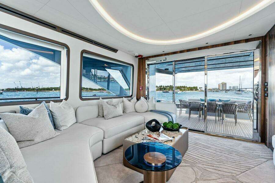 2026 Aquitalia Yachts Flybridge