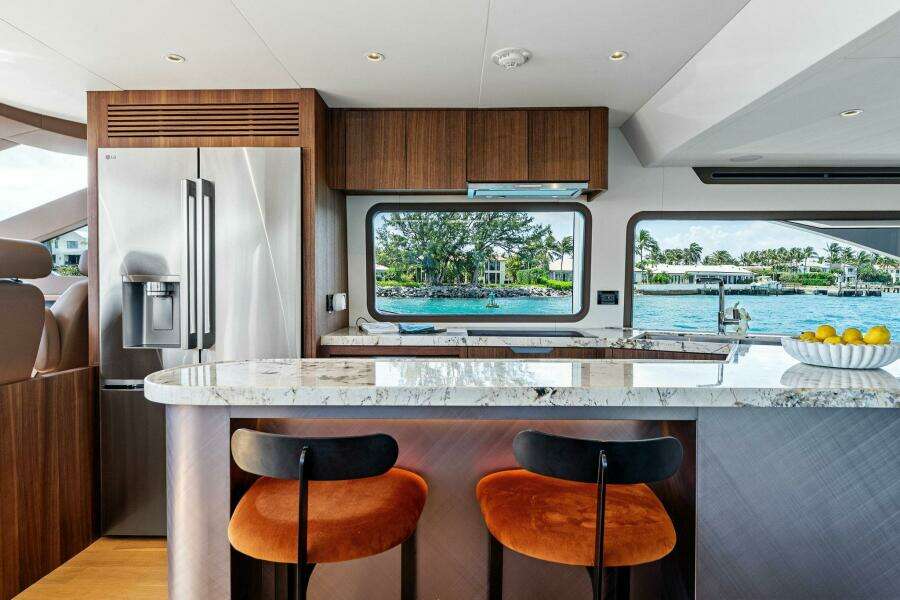 2026 Aquitalia Yachts Flybridge