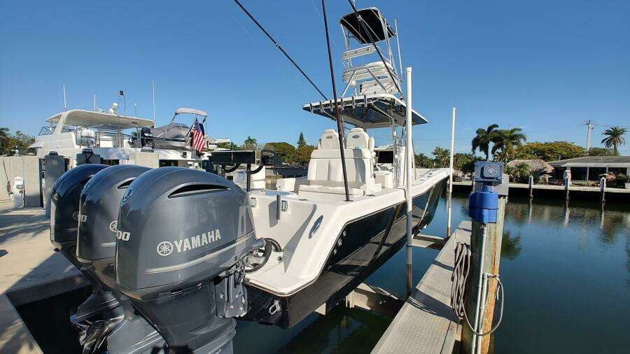 2021 Invincible 36 Open Fisherman