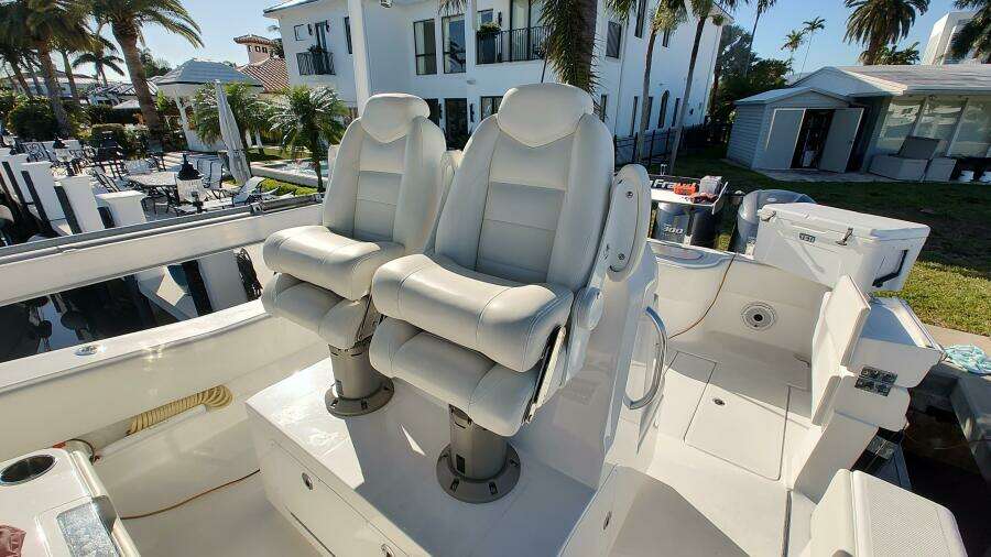 2021 Invincible 36 Open Fisherman