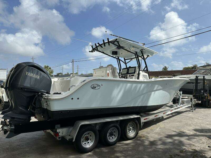 2022 Sea Fox 288 Commander