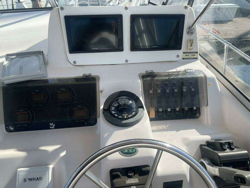 2003 Grady-White Marlin 300