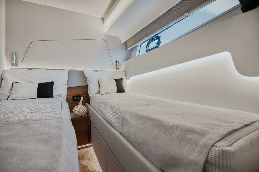 2023 CL Yachts CLB65