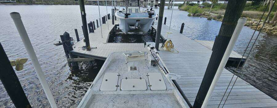 2021 Custom Flats Cat 21 FC