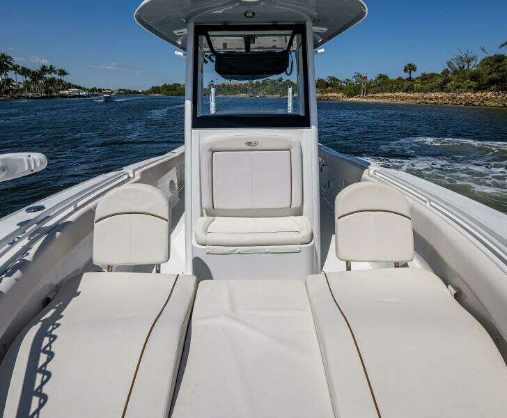 2022 Sea Hunt 265 Ultra SE
