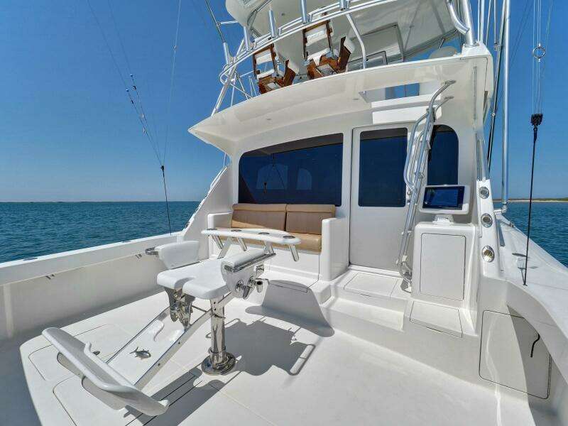 2007 Viking 48' Convertible