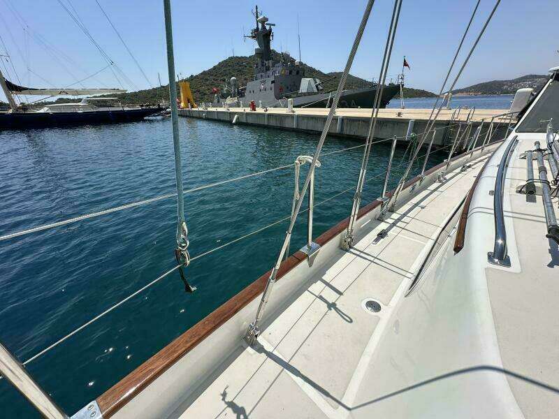 1990 Cheoy Lee Motorsailor