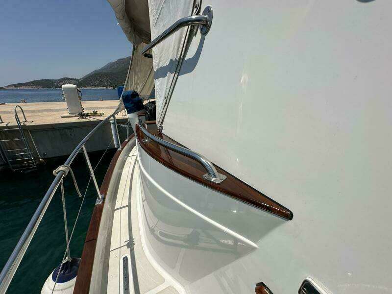 1990 Cheoy Lee Motorsailor