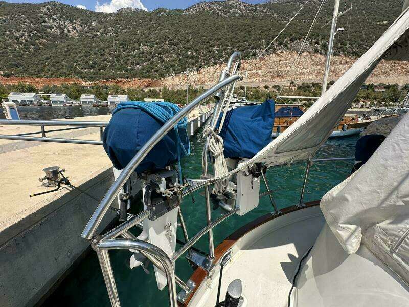 1990 Cheoy Lee Motorsailor