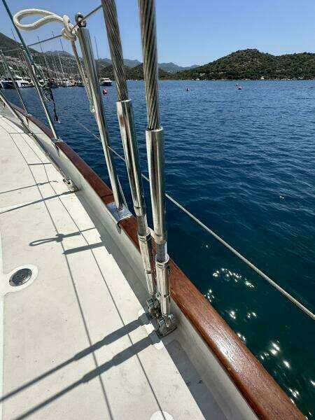 1990 Cheoy Lee Motorsailor