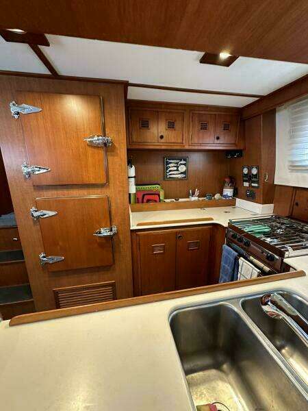 1990 Cheoy Lee Motorsailor