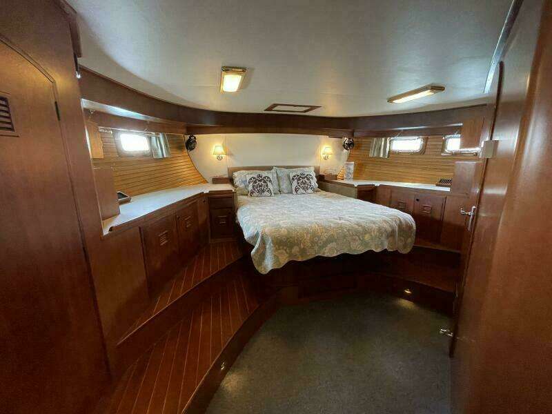 1990 Cheoy Lee Motorsailor