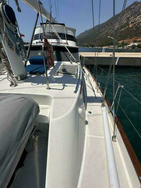 1990 Cheoy Lee Motorsailor