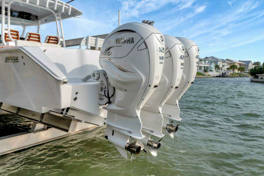 2023 Jupiter 43 Center Console "Aqua Toy"