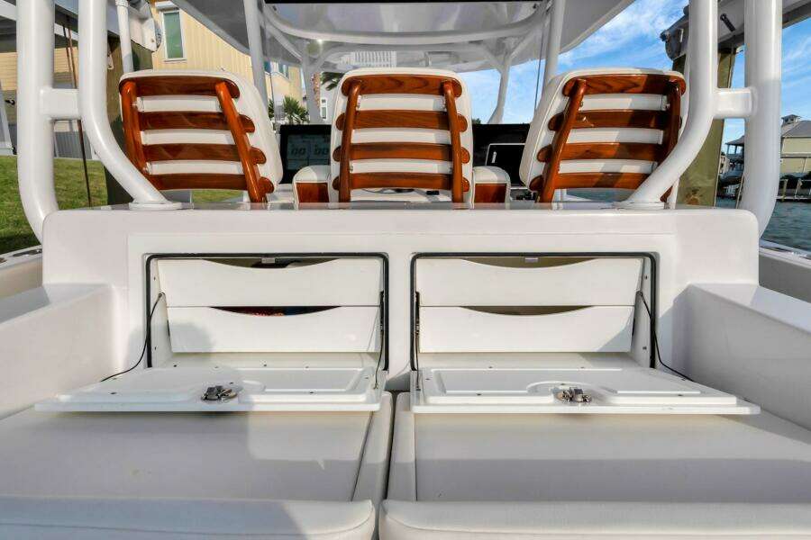 2023 Jupiter 43 Center Console "Aqua Toy"