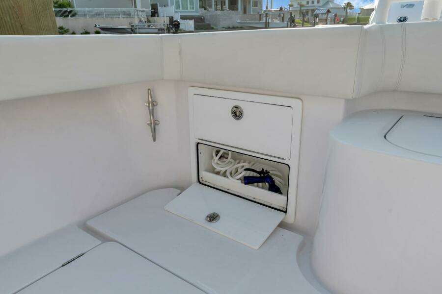 2023 Jupiter 43 Center Console "Aqua Toy"