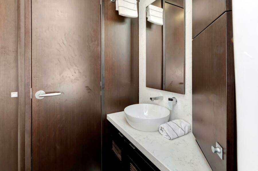 2023 Jupiter 43 Center Console "Aqua Toy"