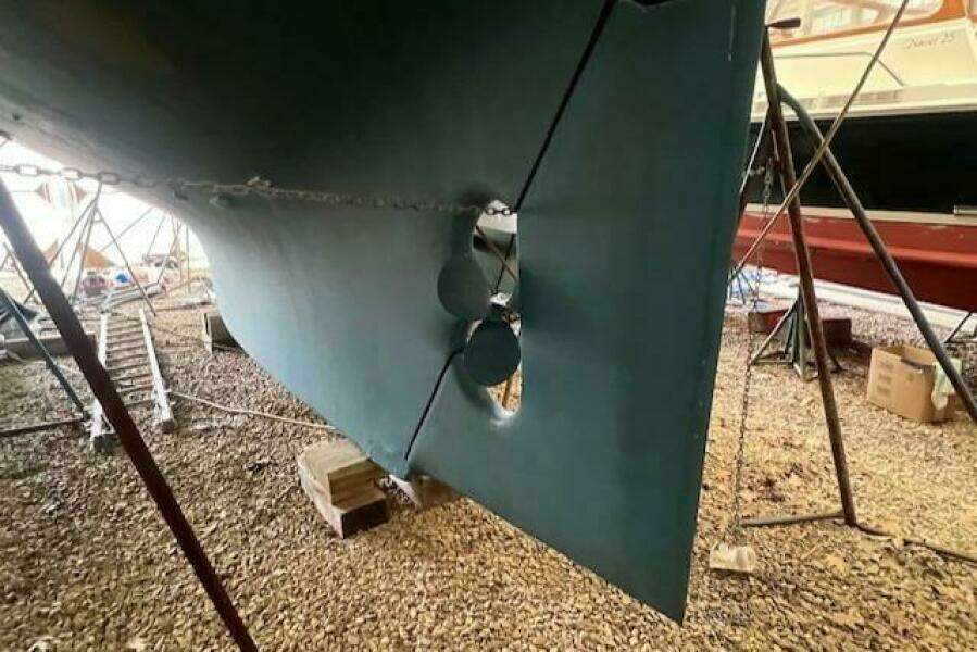 1984 Mason 43 Cutter