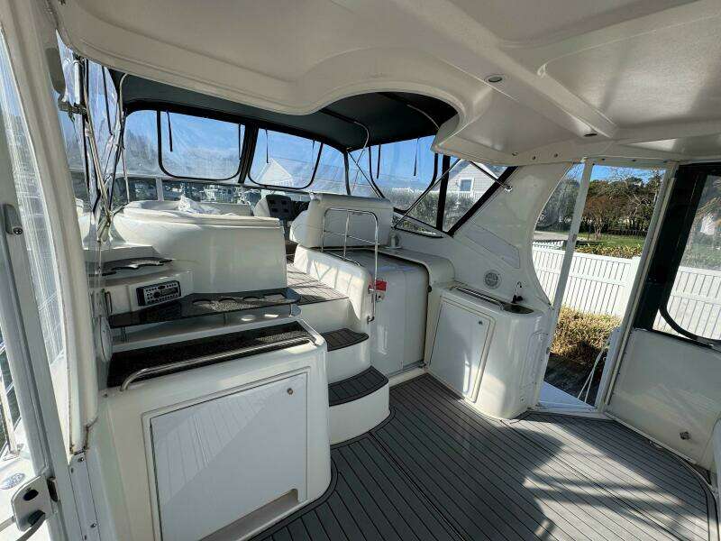 2007 Cruisers Yachts 395 Motoryacht