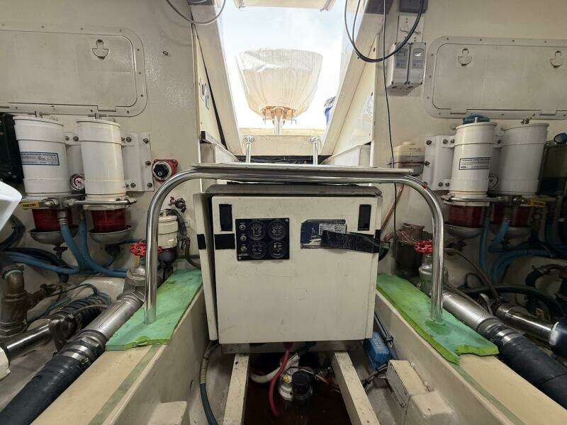 2006 Buddy Davis 48 Express PALE HORSE