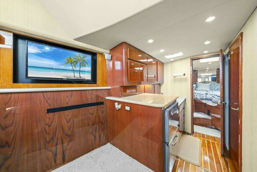 2006 Buddy Davis 48 Express PALE HORSE