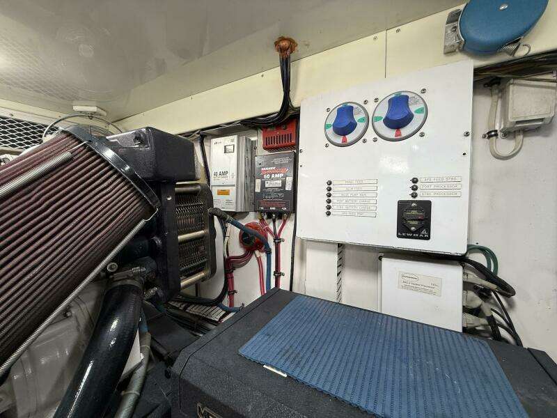 2006 Buddy Davis 48 Express PALE HORSE