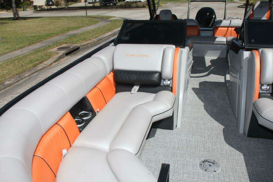 2021 Berkshire 25 Sport CL