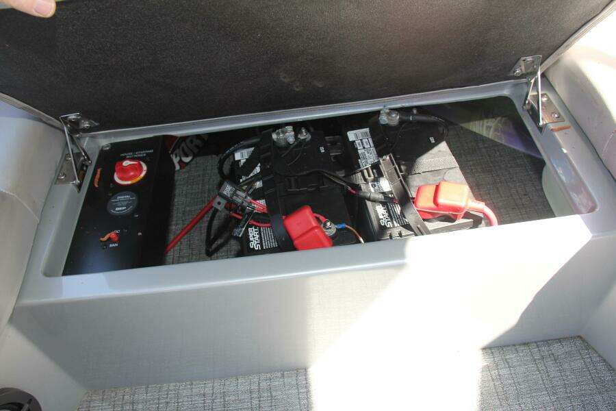 2021 Berkshire 25 Sport CL