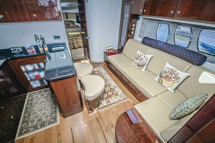 2011 Sea Ray 580 Sundancer