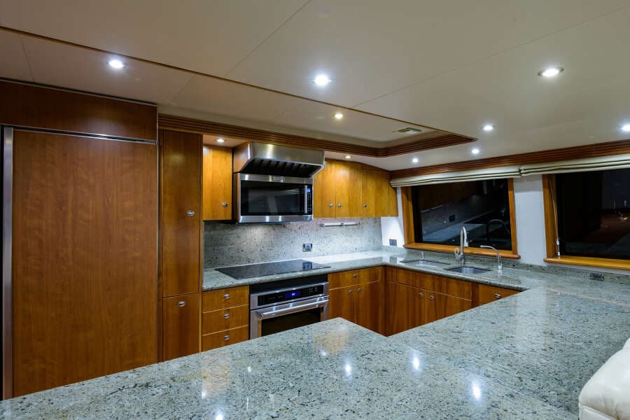 Westport 95 - My Girl - interior