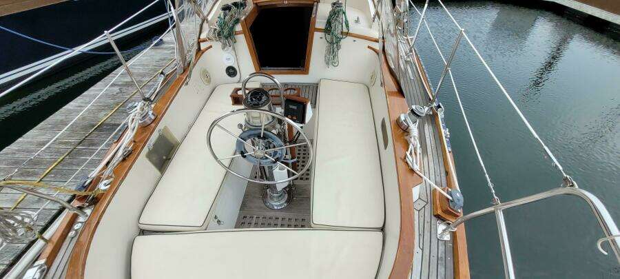 1985 Mason 33 Sloop