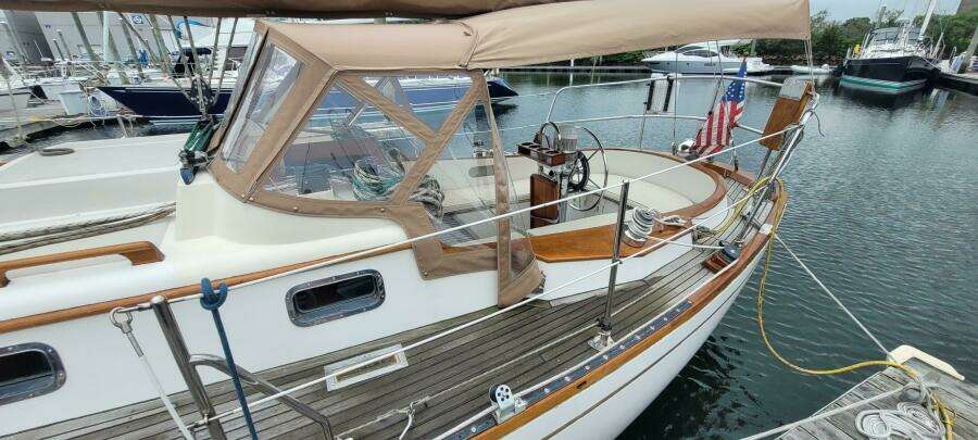 1985 Mason 33 Sloop