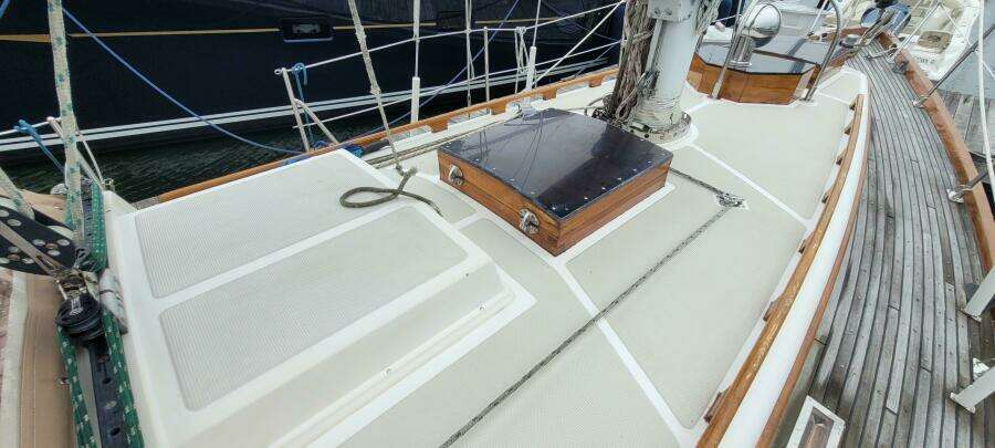 1985 Mason 33 Sloop