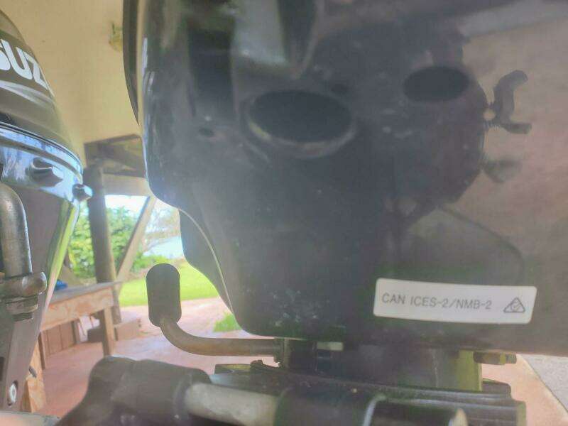 1990 Boston Whaler 130 Sport