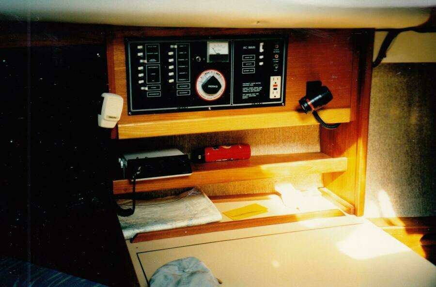 1988 CAL Sloop