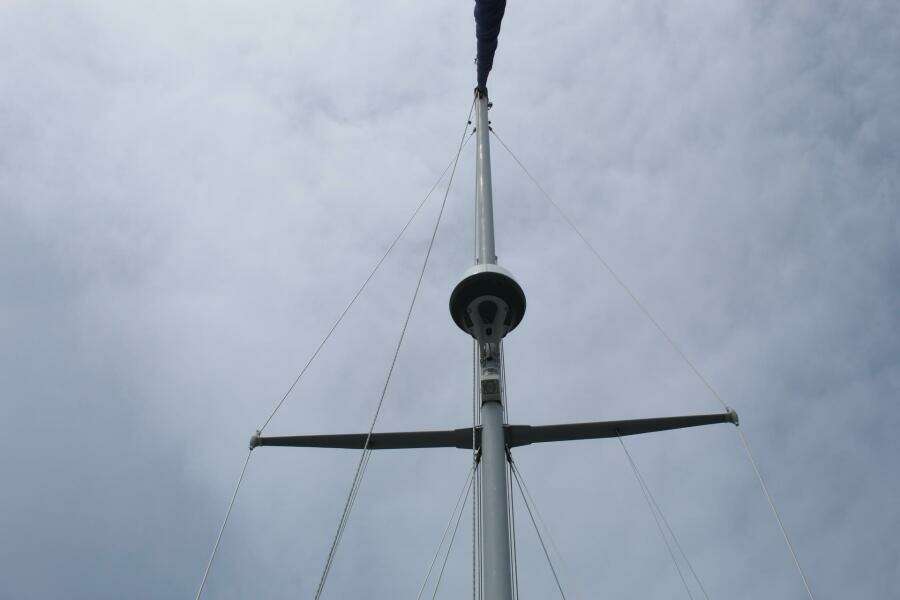 1979 Gulfstar 37 Sloop