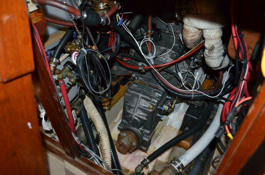 1983 C&C LANDFALL 38 SLOOP