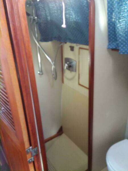 1983 C&C LANDFALL 38 SLOOP