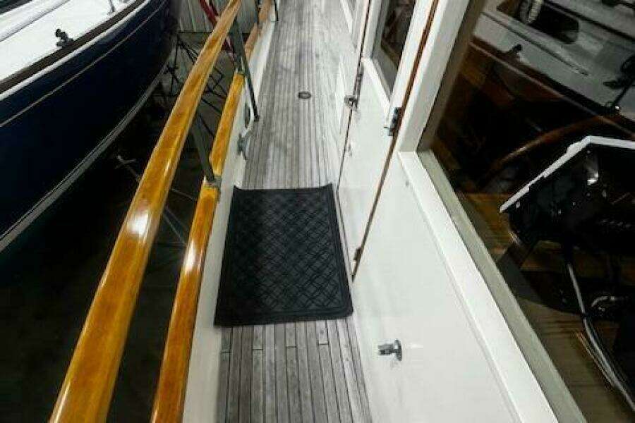 1984 Grand Banks Trawler