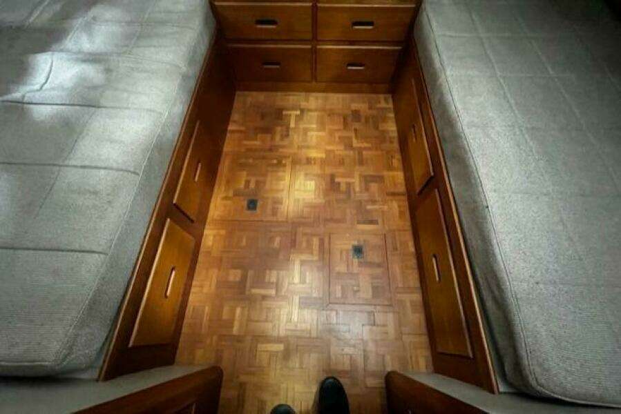 1984 Grand Banks Trawler