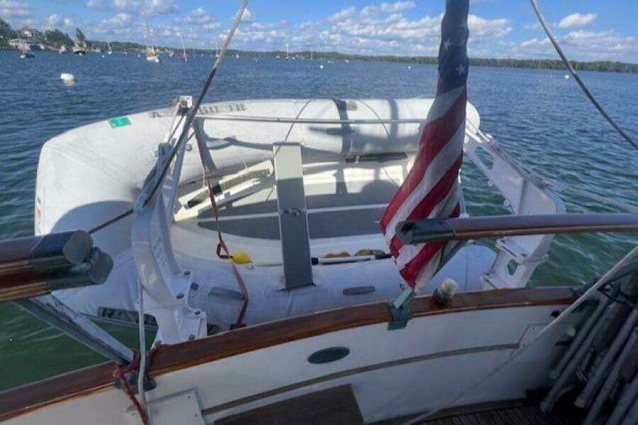 1980 Grand Banks 32 Flybridge Trawler (Hull#683)